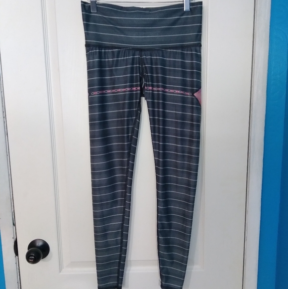 Teeki hotpants - Picture 1 of 4